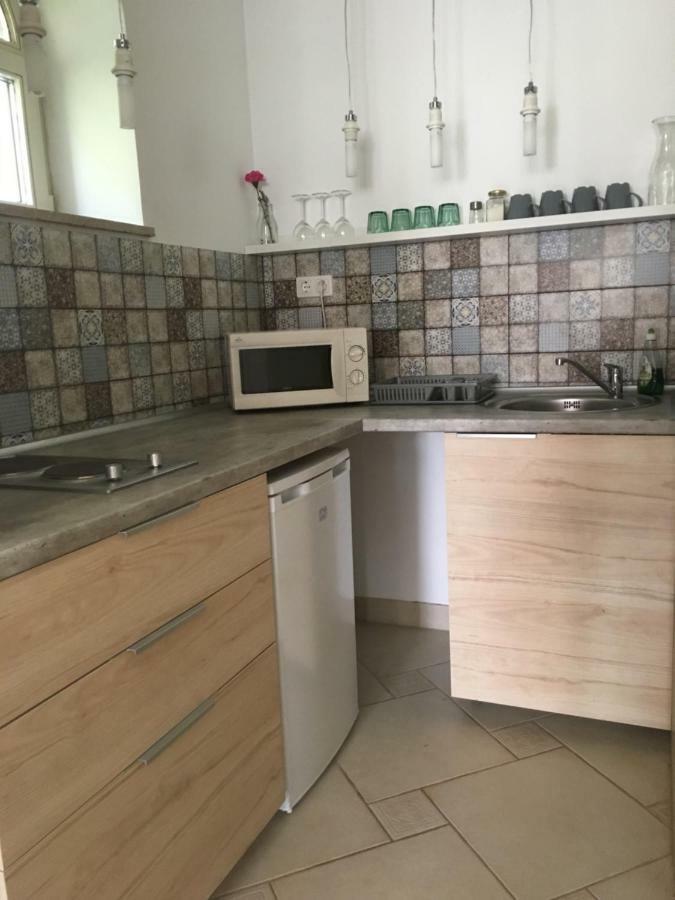 Szélrózsa apartmanház Velence Esterno foto