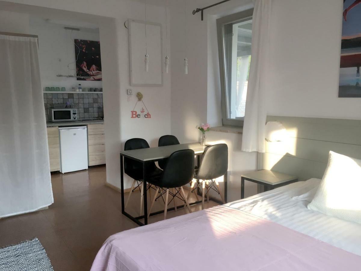 Szélrózsa apartmanház Velence Esterno foto
