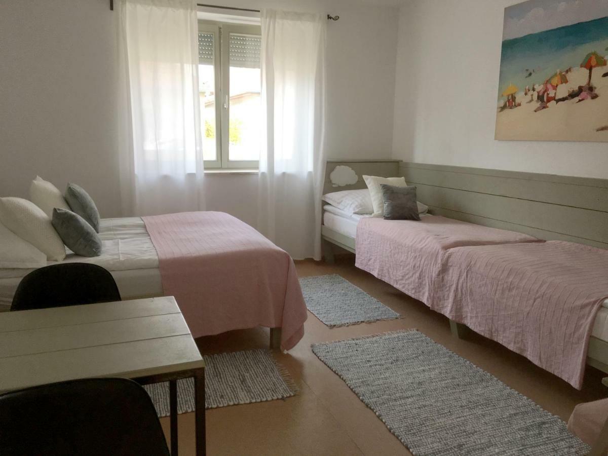 Szélrózsa apartmanház Velence Esterno foto